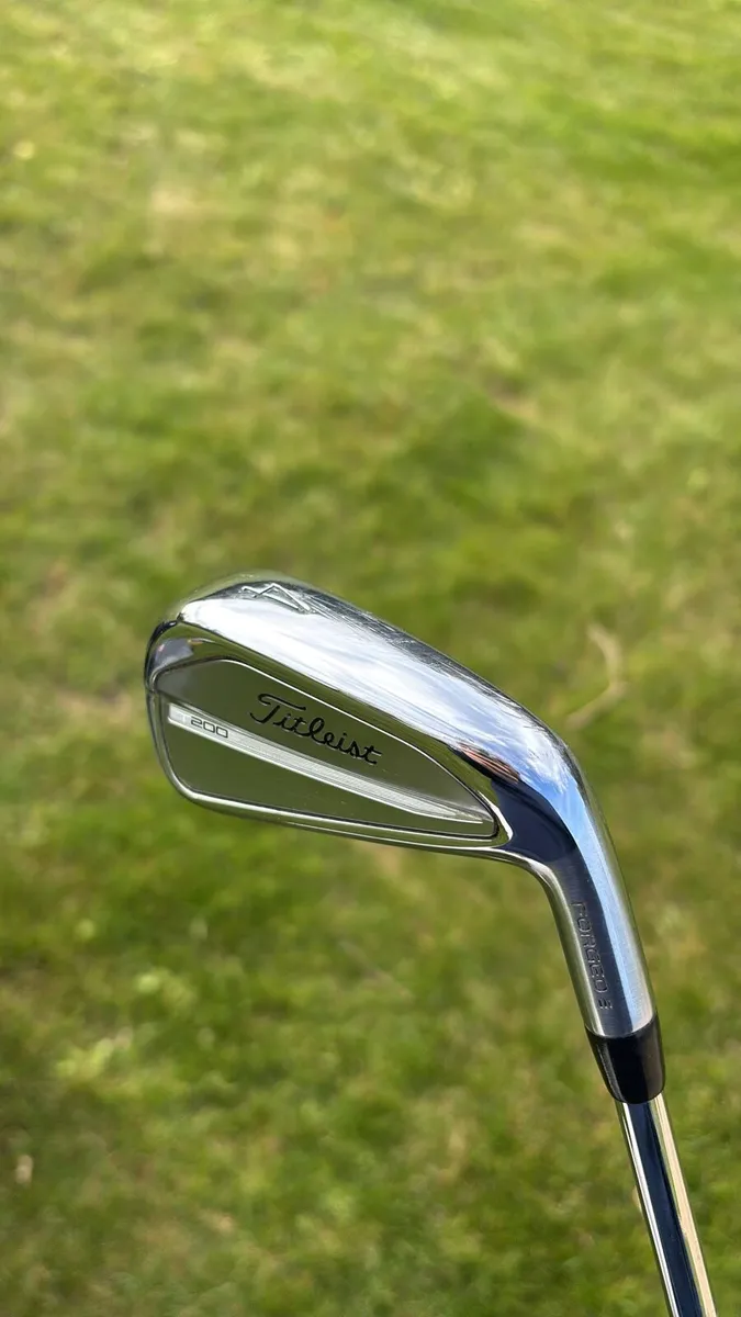 Titleist T150 irons - Image 4