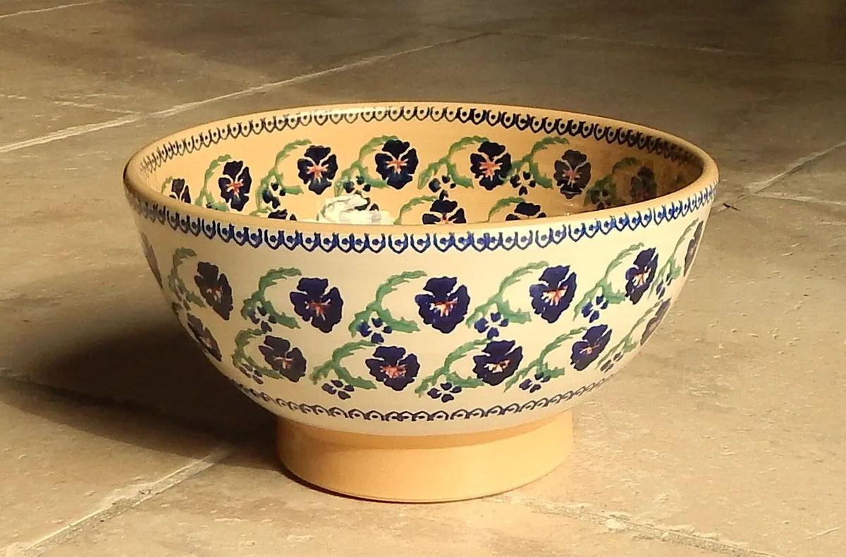Nicholas Mosse Pansy Pattern Footed Pottery Bowl - Image 1