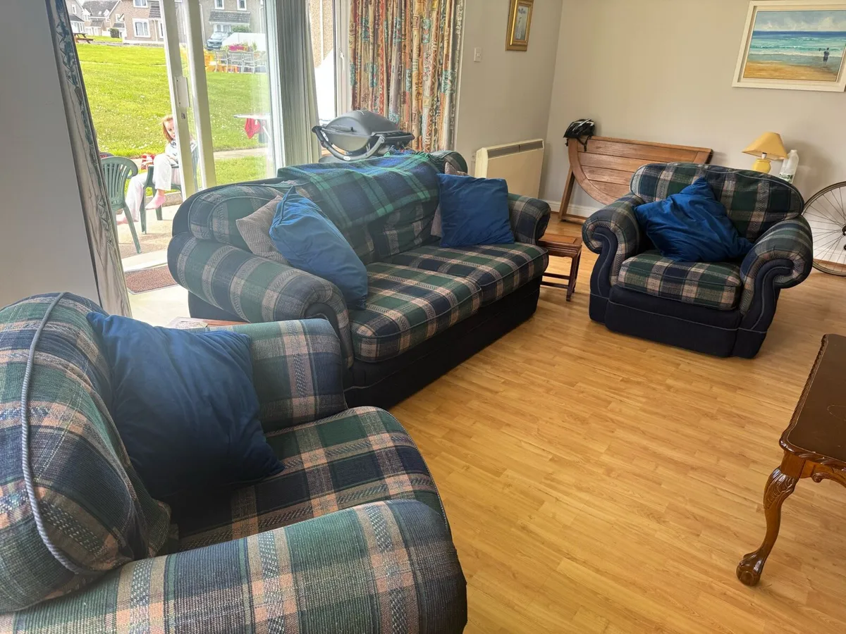 Free Suite Furniture - Image 1