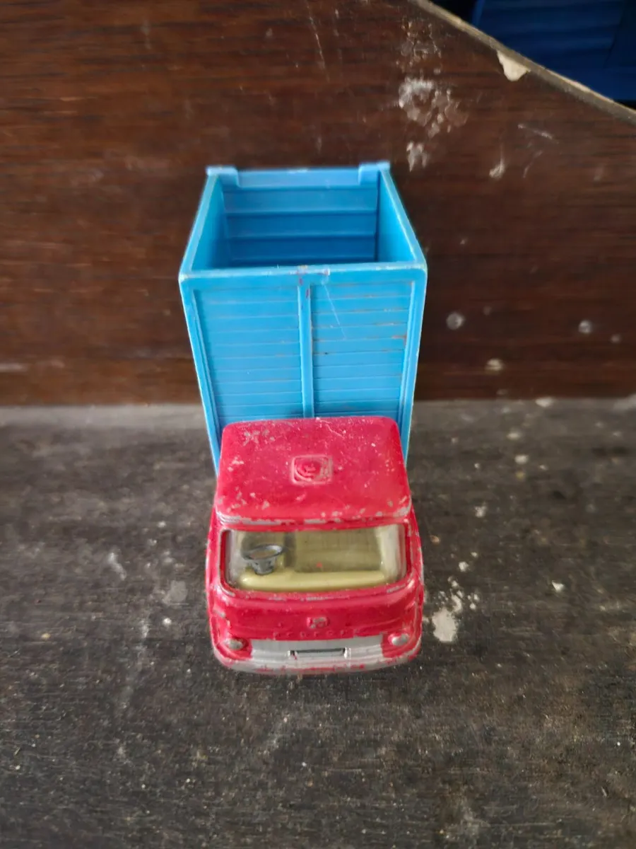 Corgi 1970's Chipperfields Circus Truck - Image 2