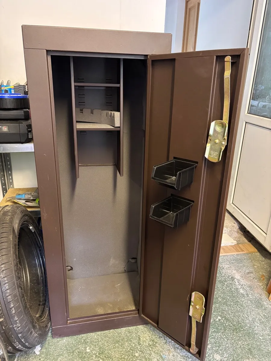 Homak Large Gun Safe - Used - Image 2