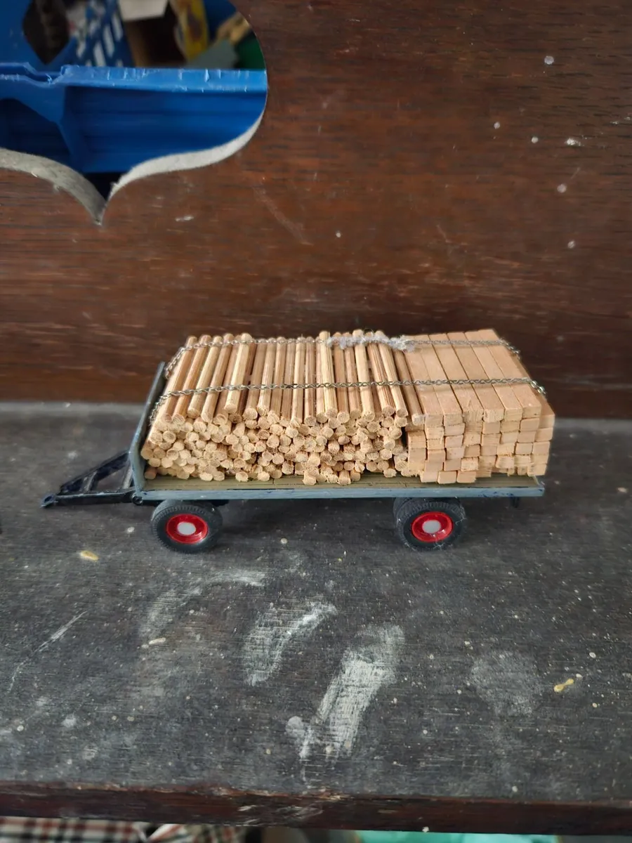 Corgi Code3 Wood Trailer - Image 1