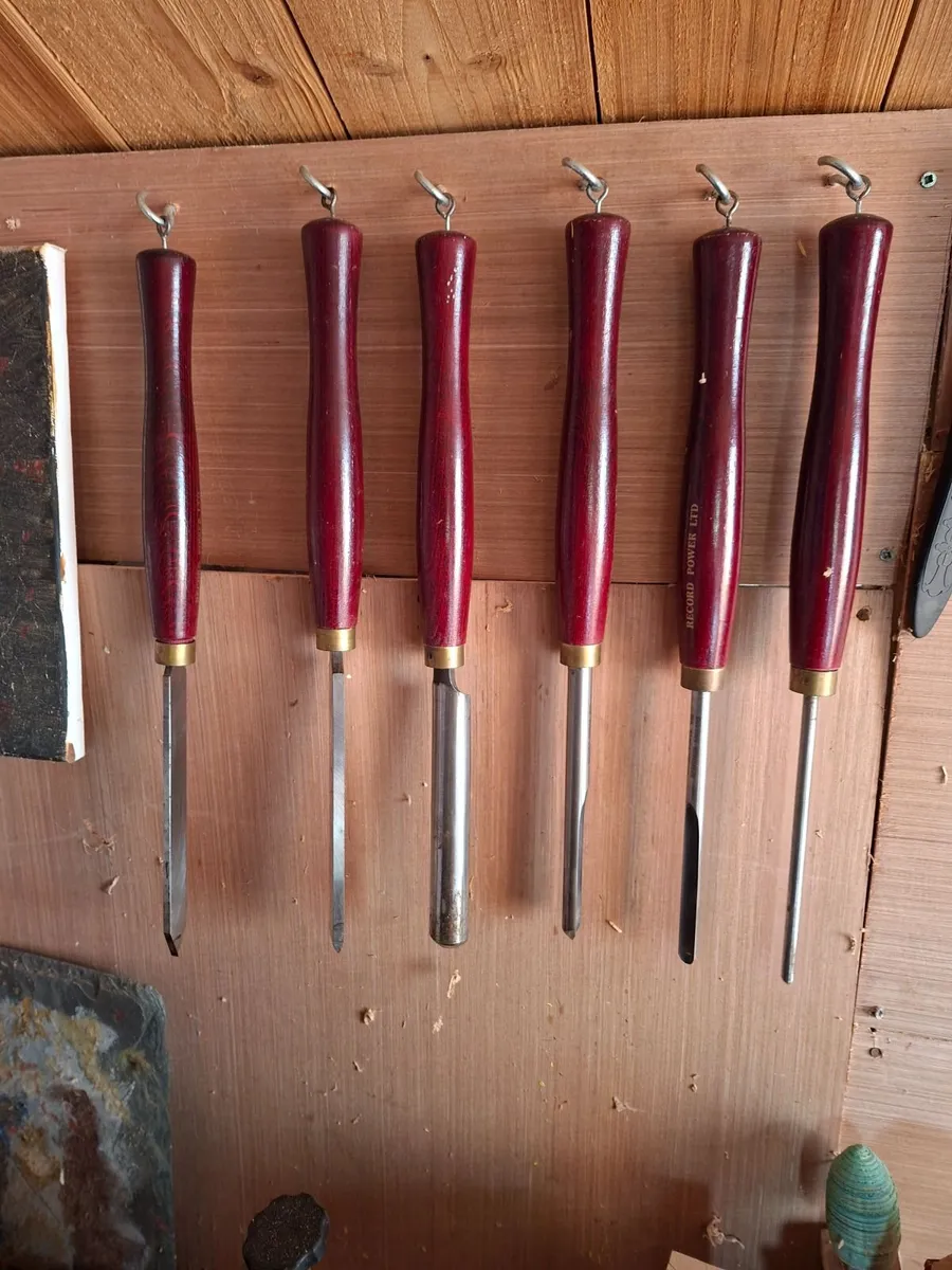 Selling wood turning and carving equipment. - Image 3