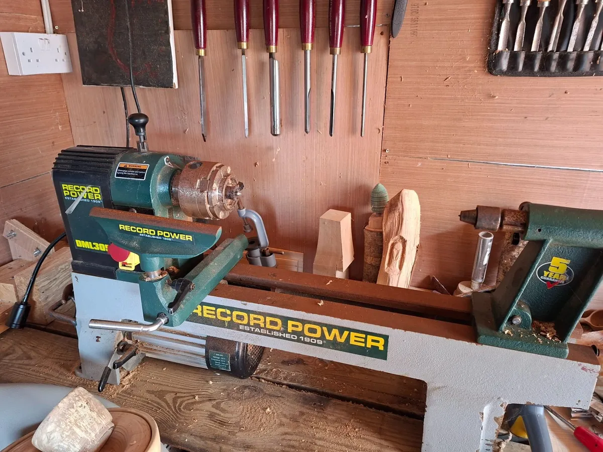 Selling wood turning and carving equipment. - Image 4