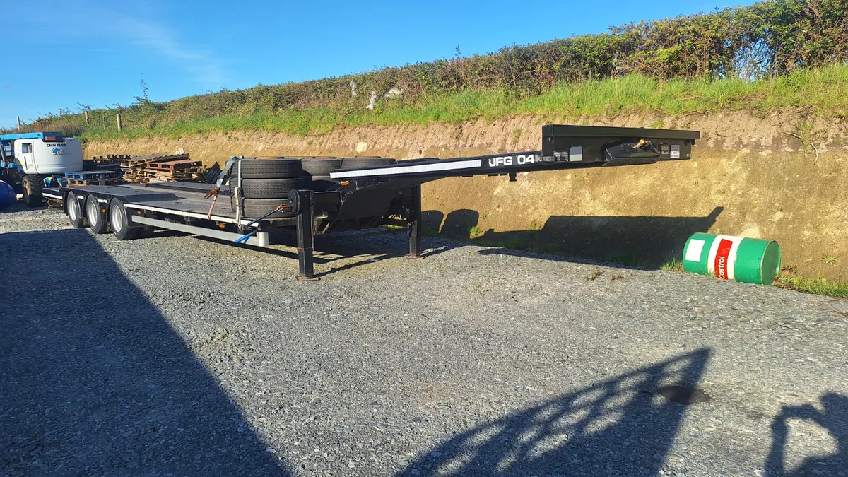 Lowloader For Sale - Image 1