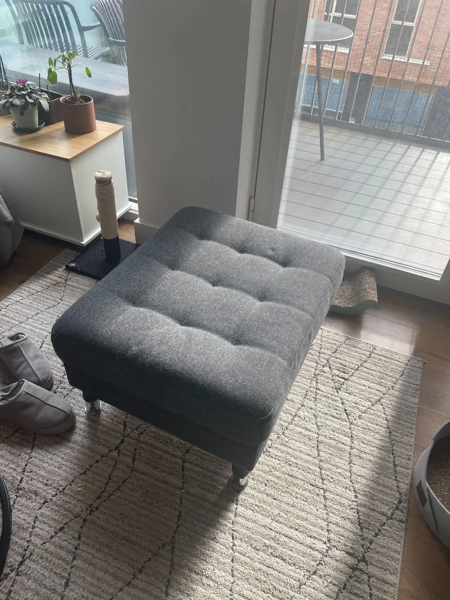 Couch foot rest - Image 3