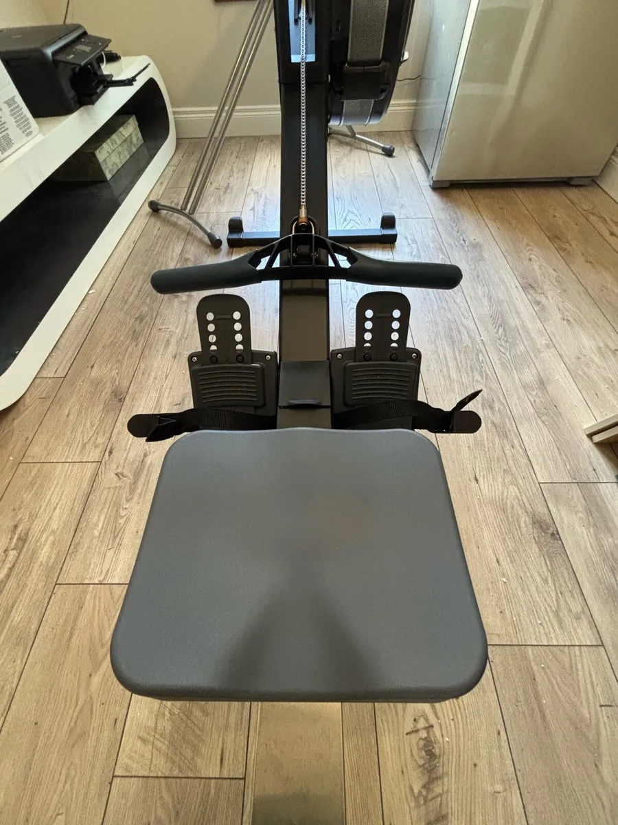 Immaculate Concept 2 Rower - Image 3