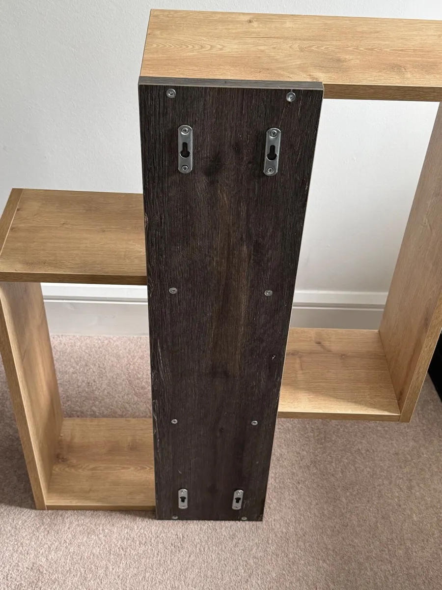 Wall shelving unit - Image 3