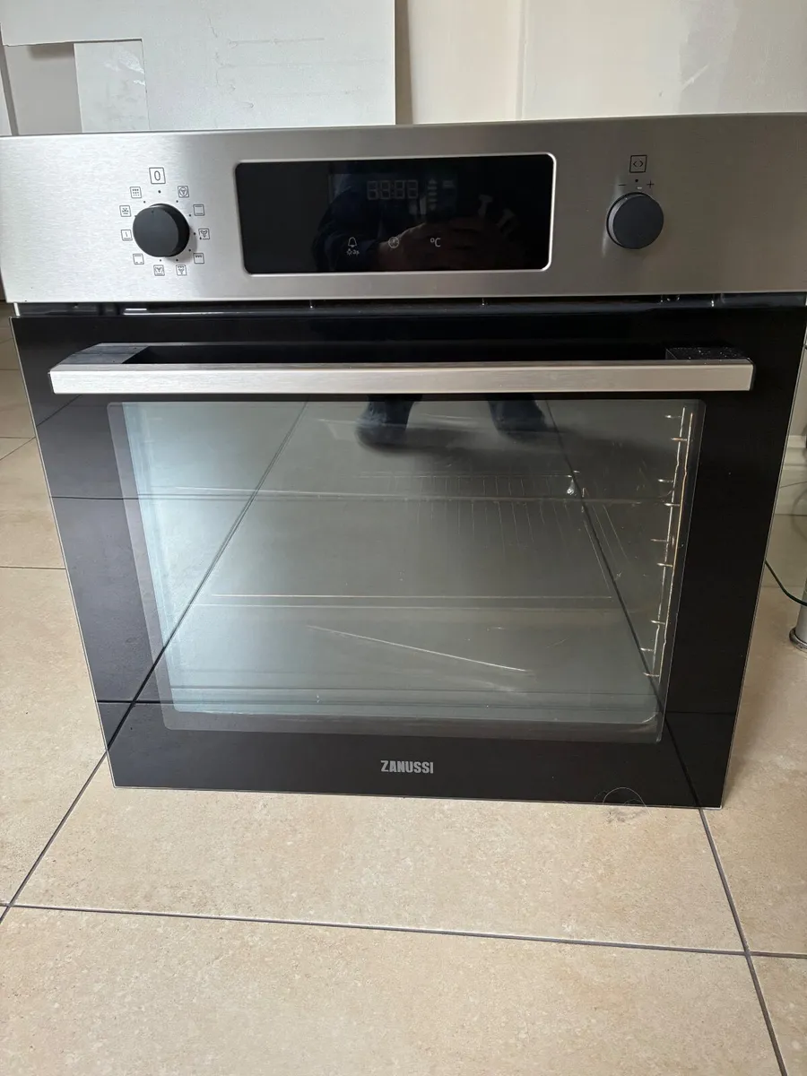 Single Oven Zanuusi