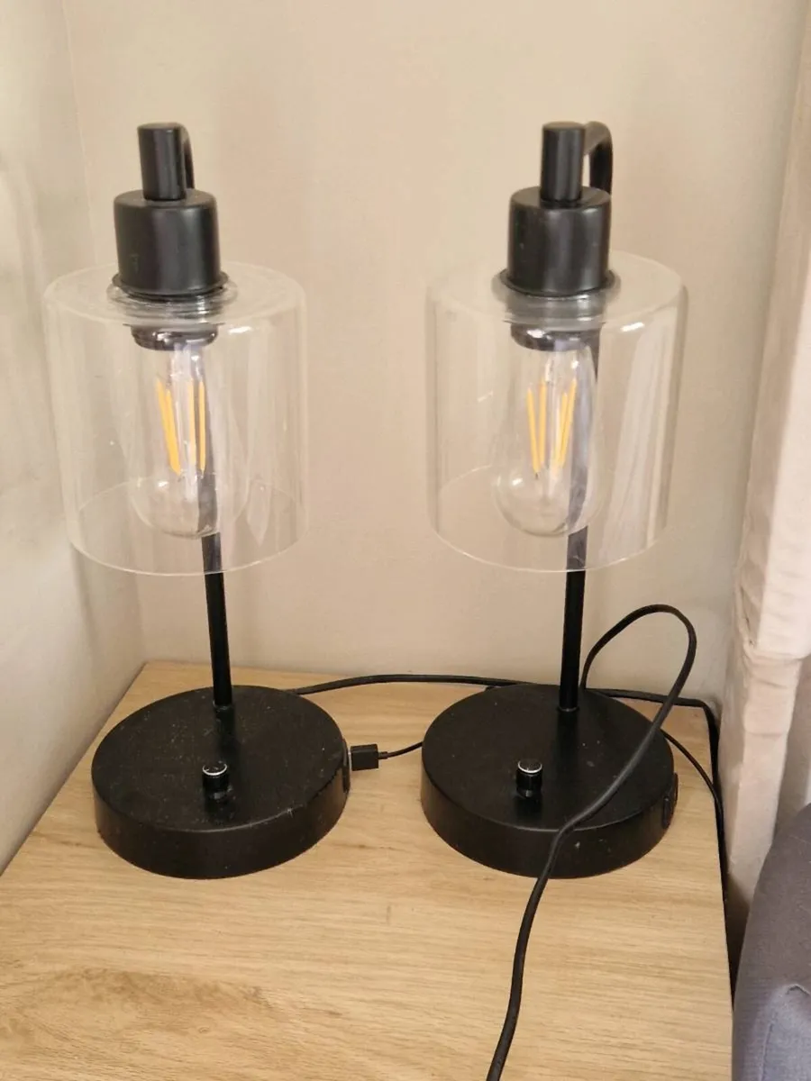 Tabke lamps - Image 1
