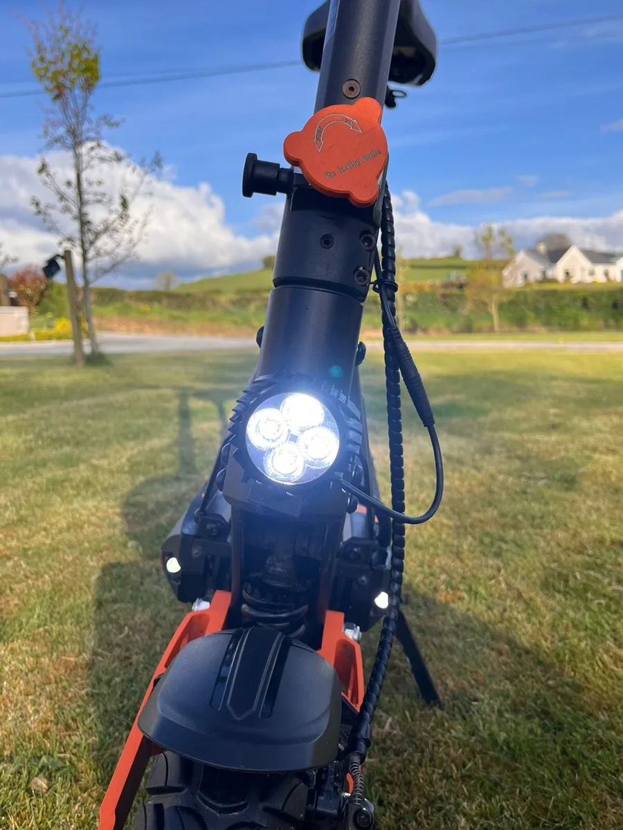 Kukirin electric scooter - Image 3