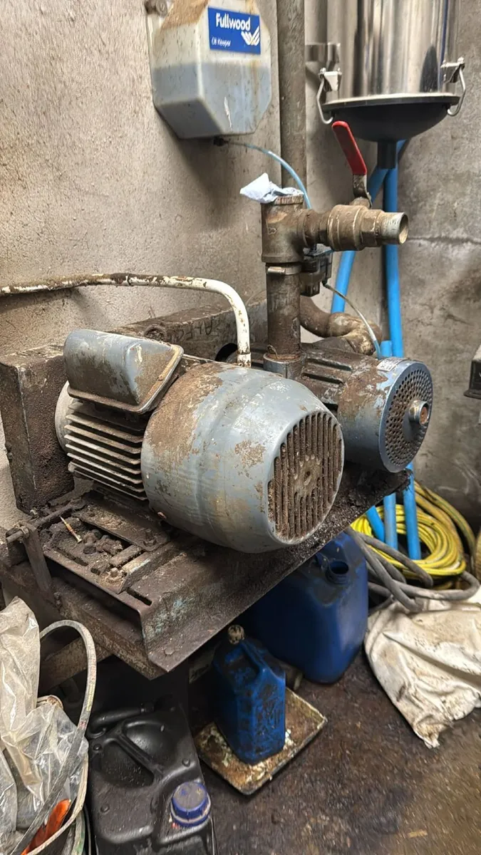 Vaccum  Pump - Image 2