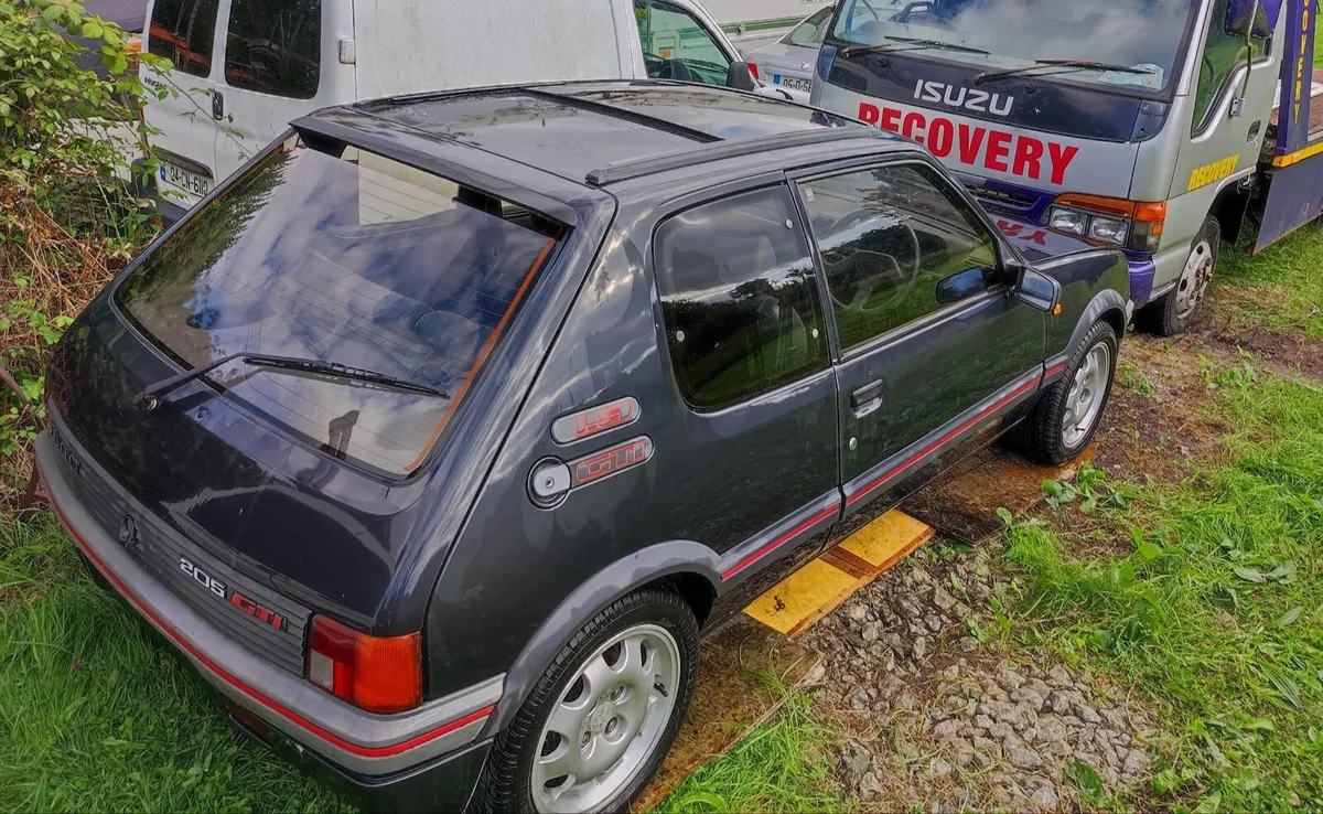 Peugeot 205 gti - Image 2