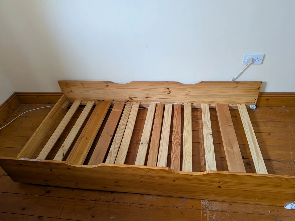 Single bed frame with roll out bed underneath - Image 3