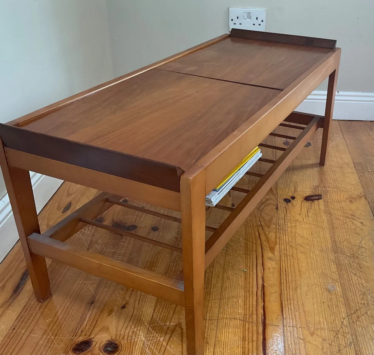 Mid century  extendable coffee table - Image 3