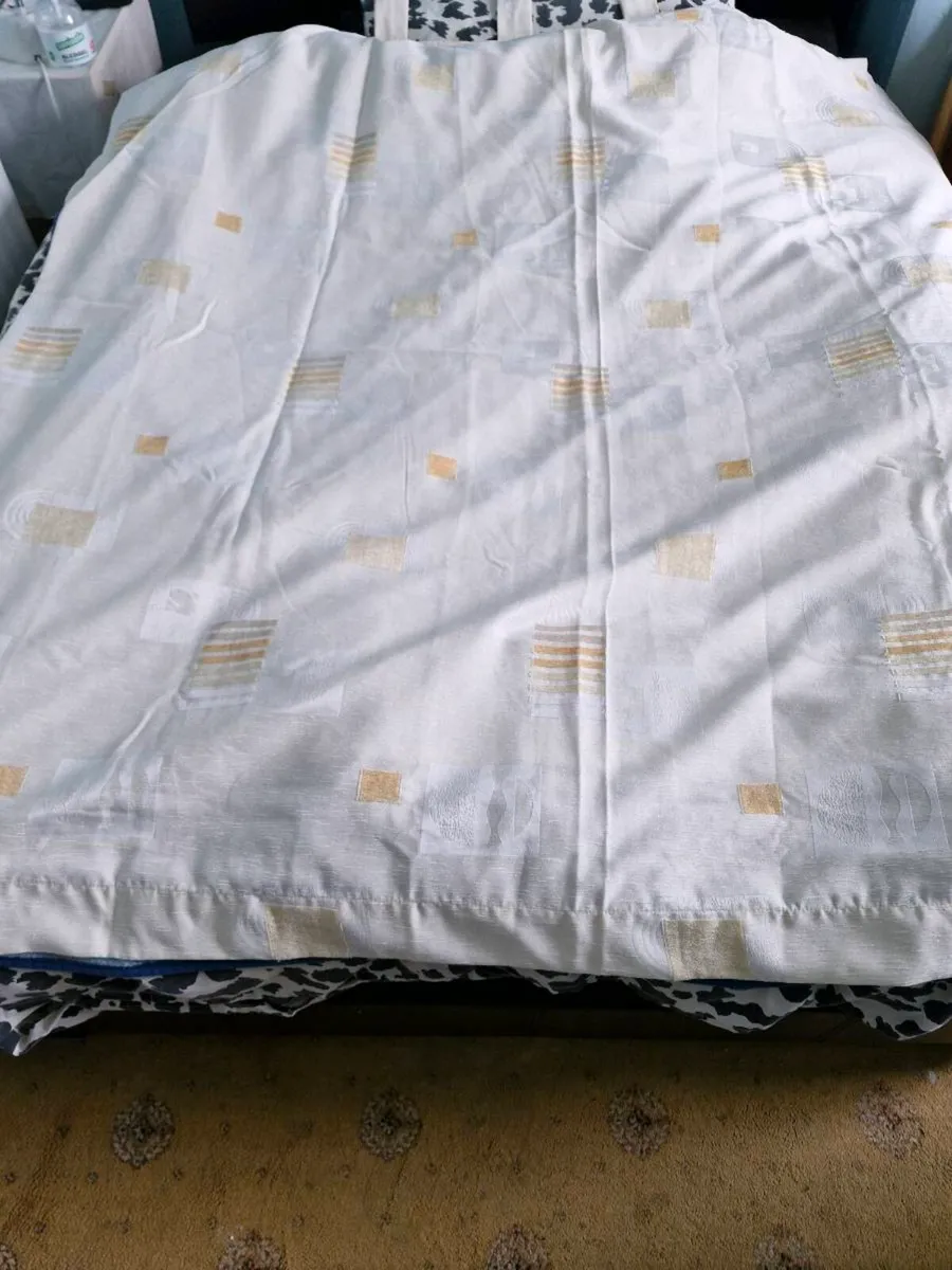 Curtains - Image 1