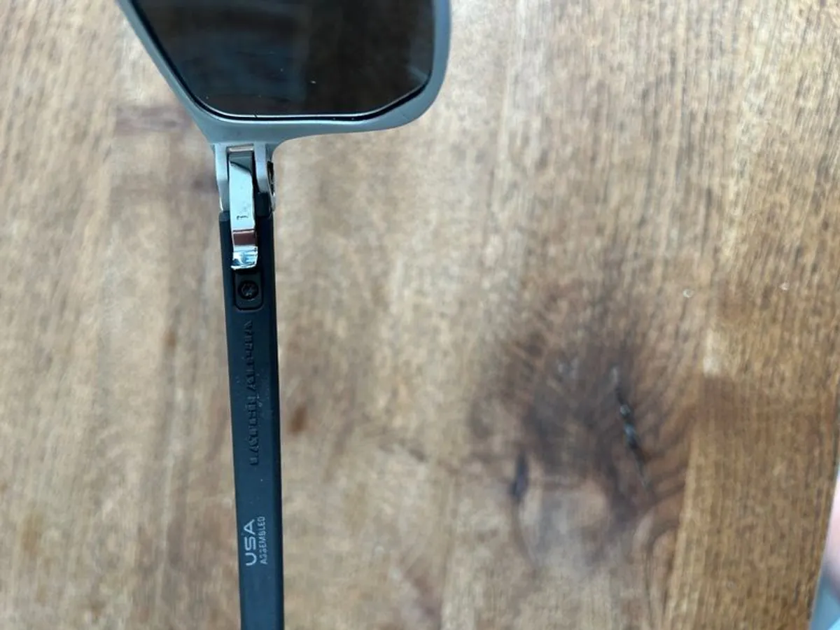 Oakley Latch Alpha, Matte Silver/Black Prizm Polarized - Image 4