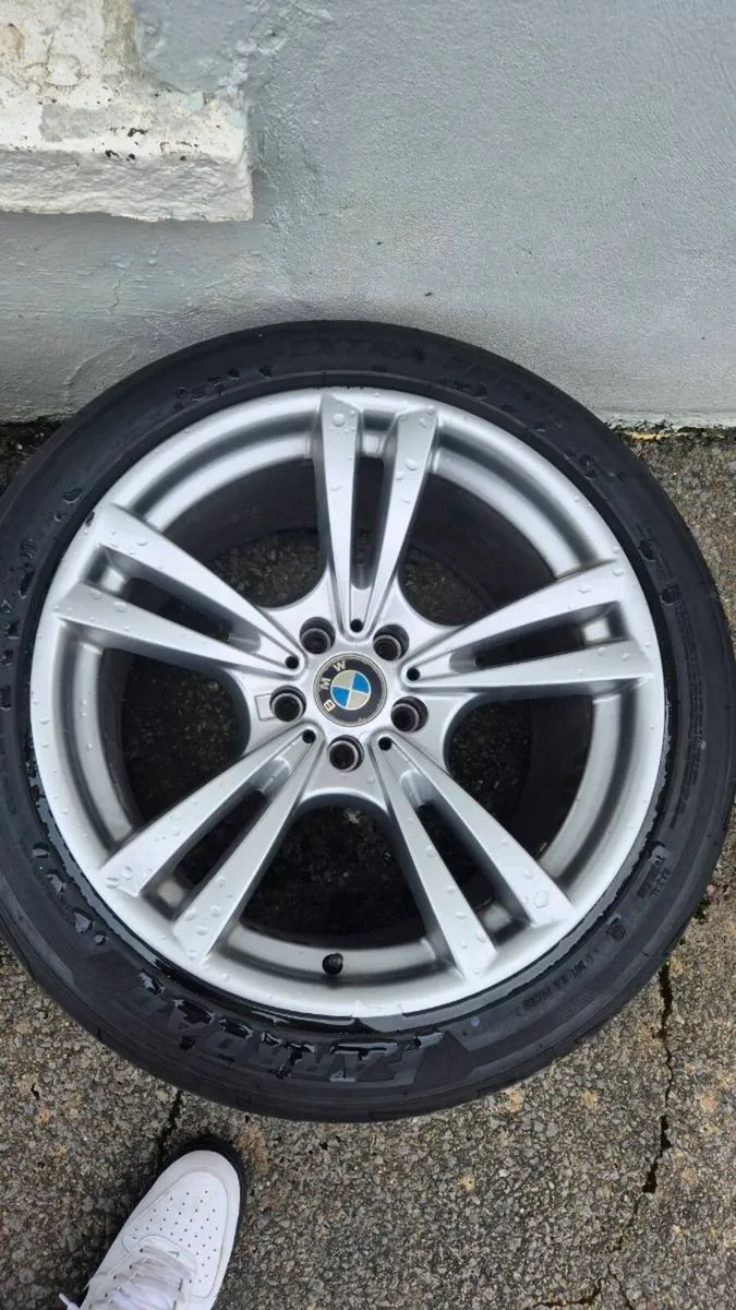 Bmw x5 m alloys - Image 4