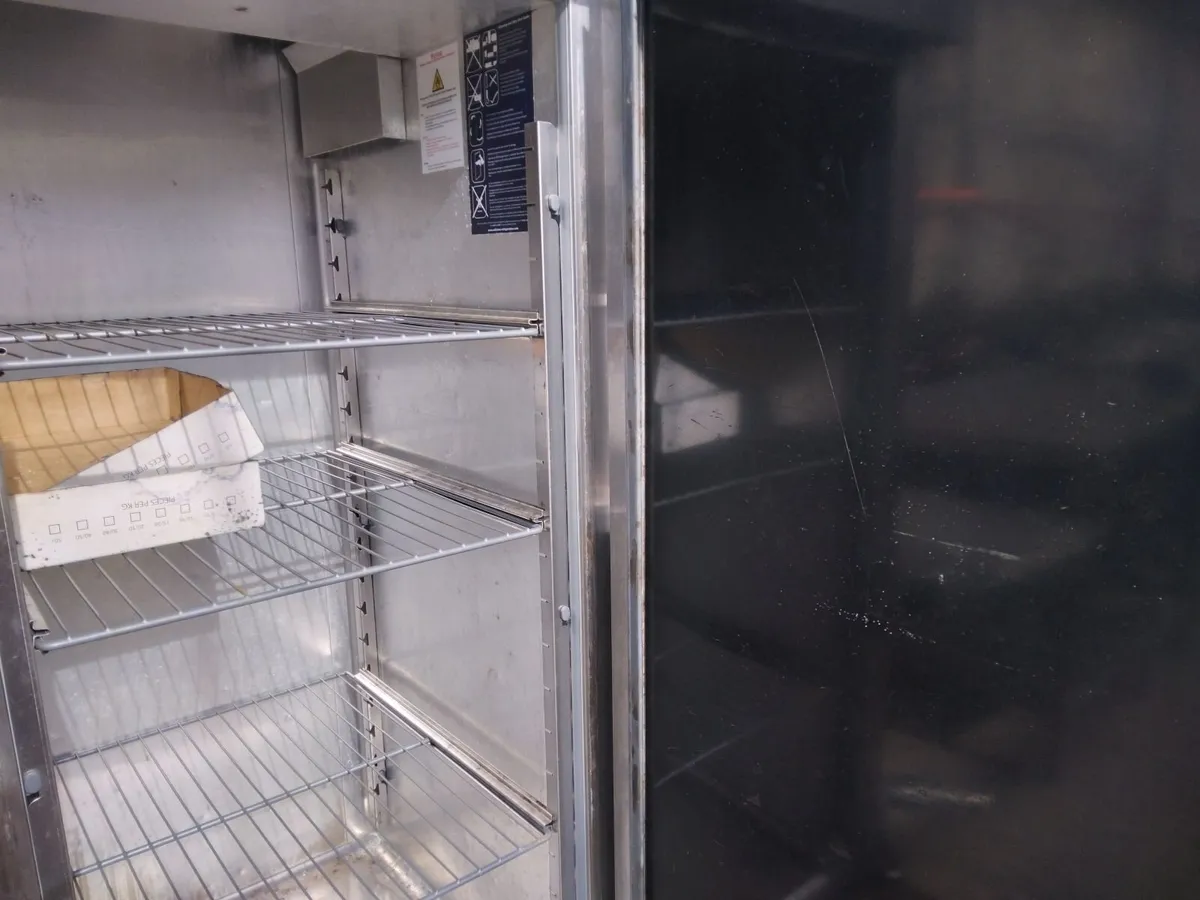 Online Catering Auction - Image 1