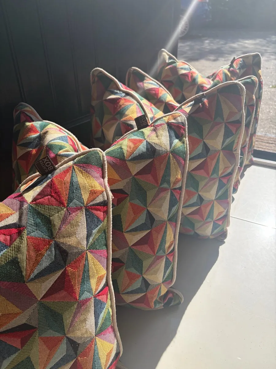 cushions - Image 2