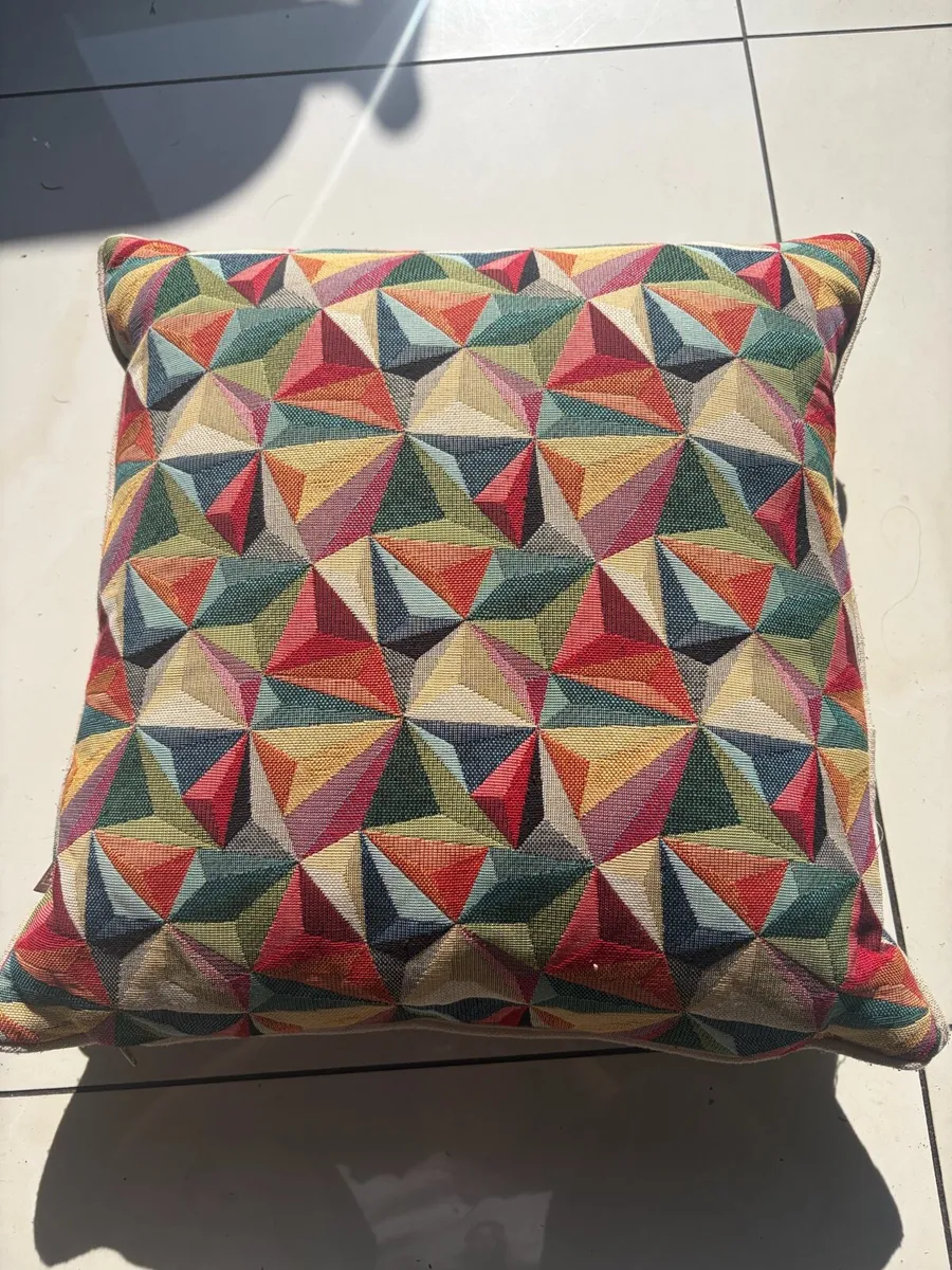 cushions - Image 3