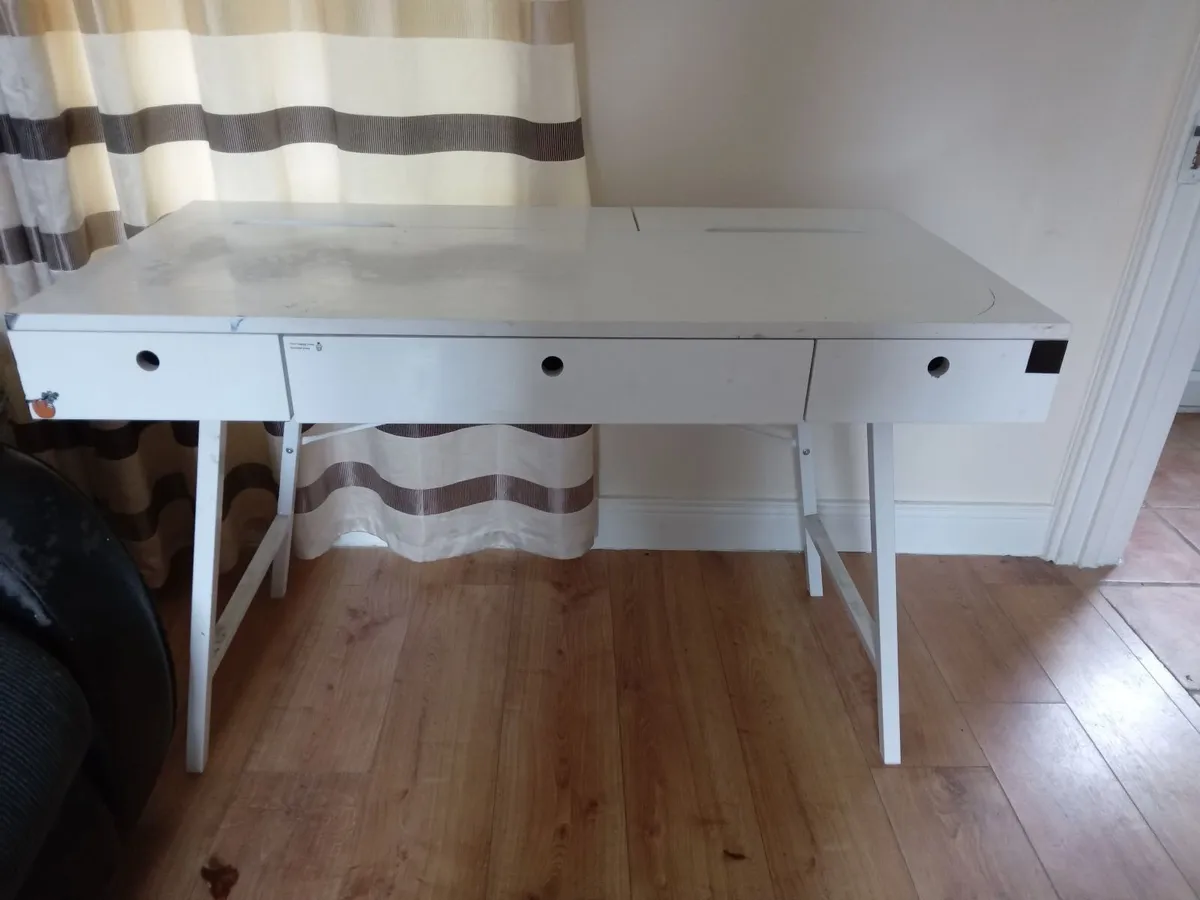 Desk - Image 1
