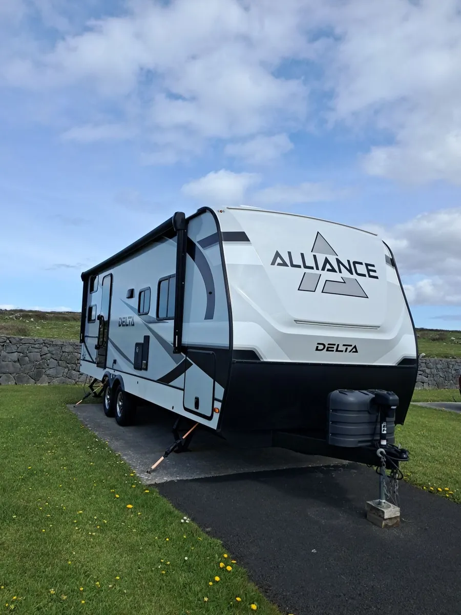 AMERICAN RV - Image 2