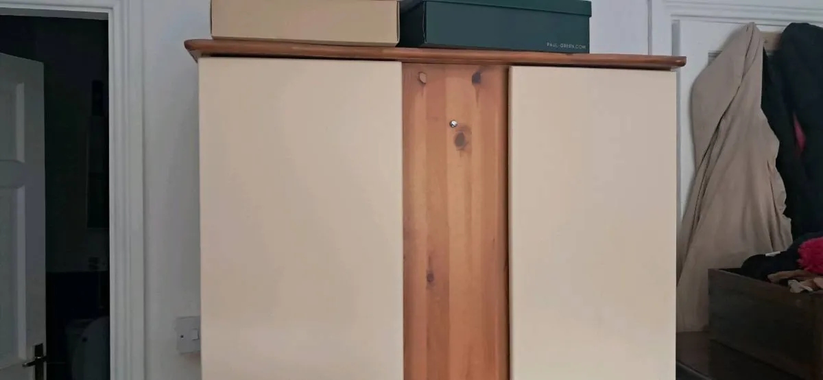 Wardrobe - Image 3