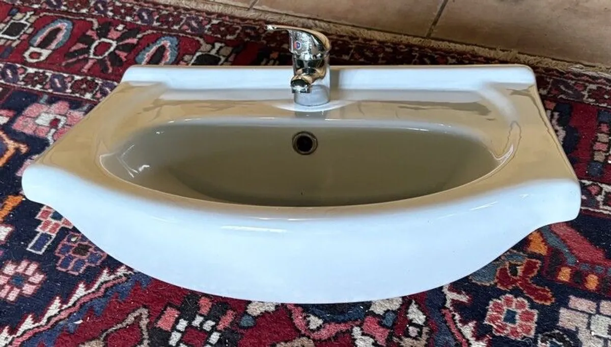 Wash hand basin - Image 2