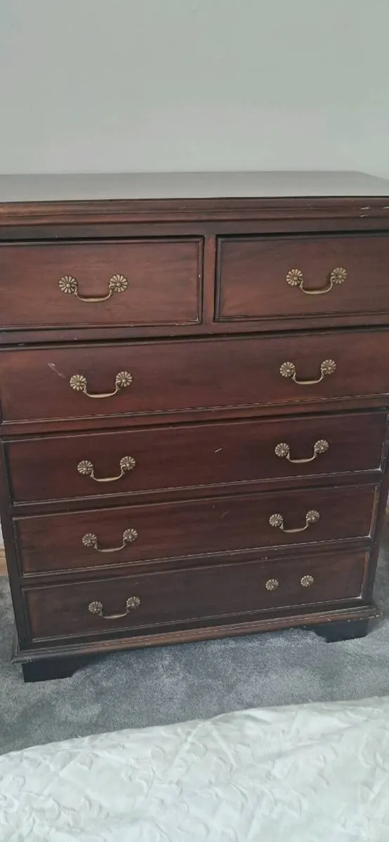 Chest drawers - Image 1