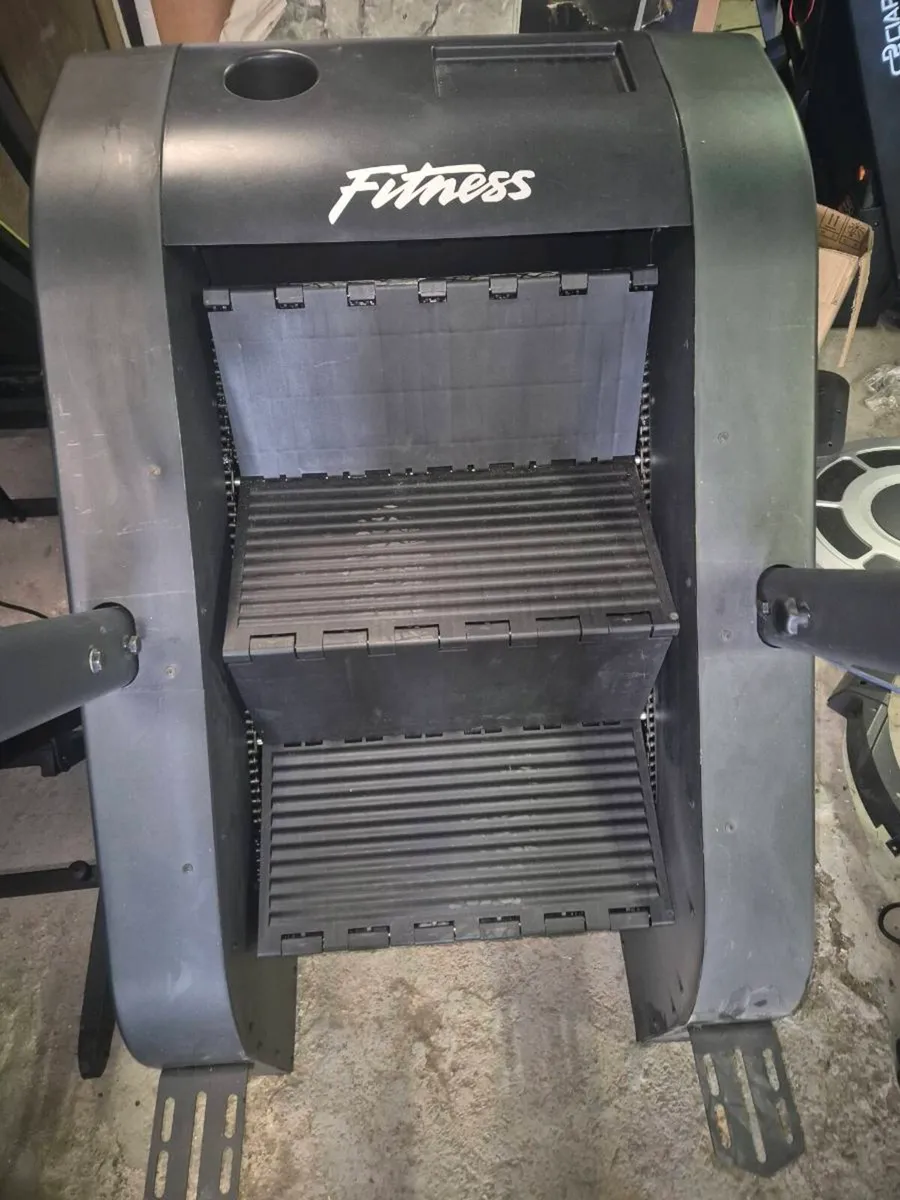 Exercise machine - Image 2