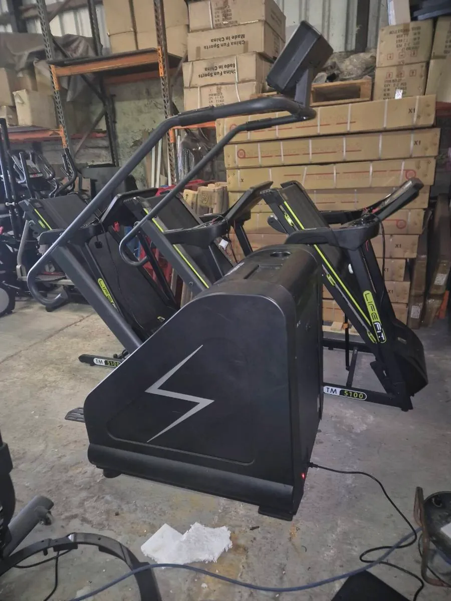 Exercise machine - Image 3