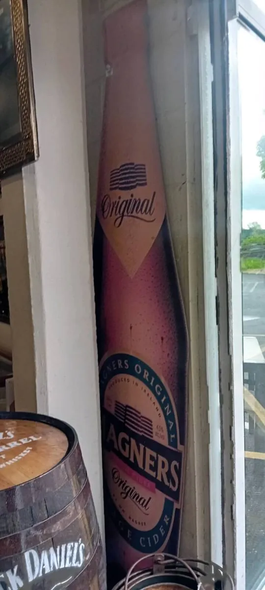 Large Original Magners Sign - Image 3