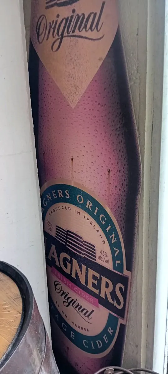 Large Original Magners Sign - Image 1