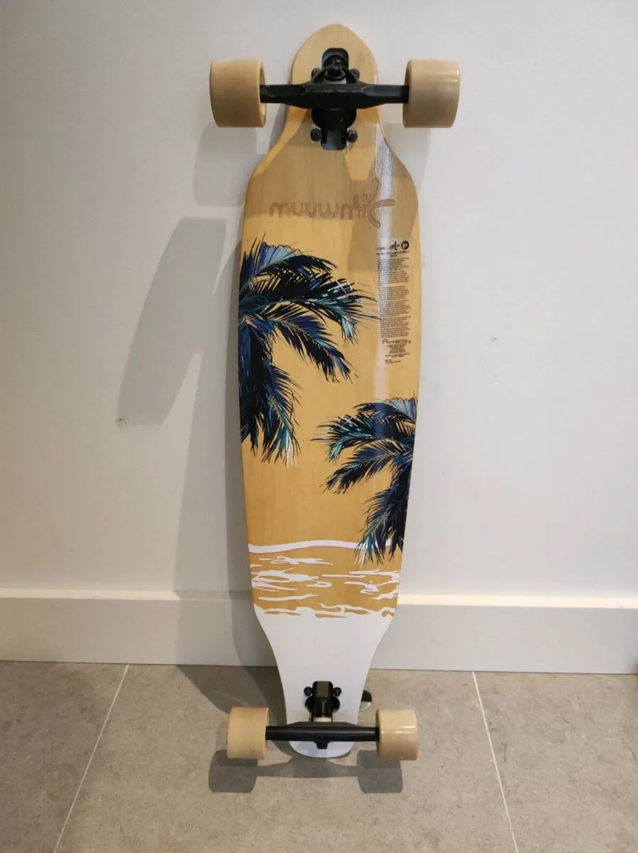 Muuwmi Skateboard - Image 1