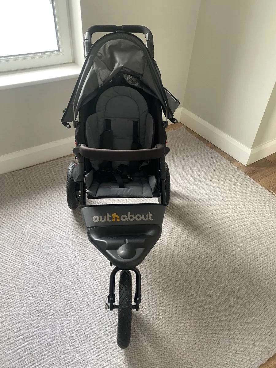 Out N About V4 Nipper Single **Mint Condition* - Image 2