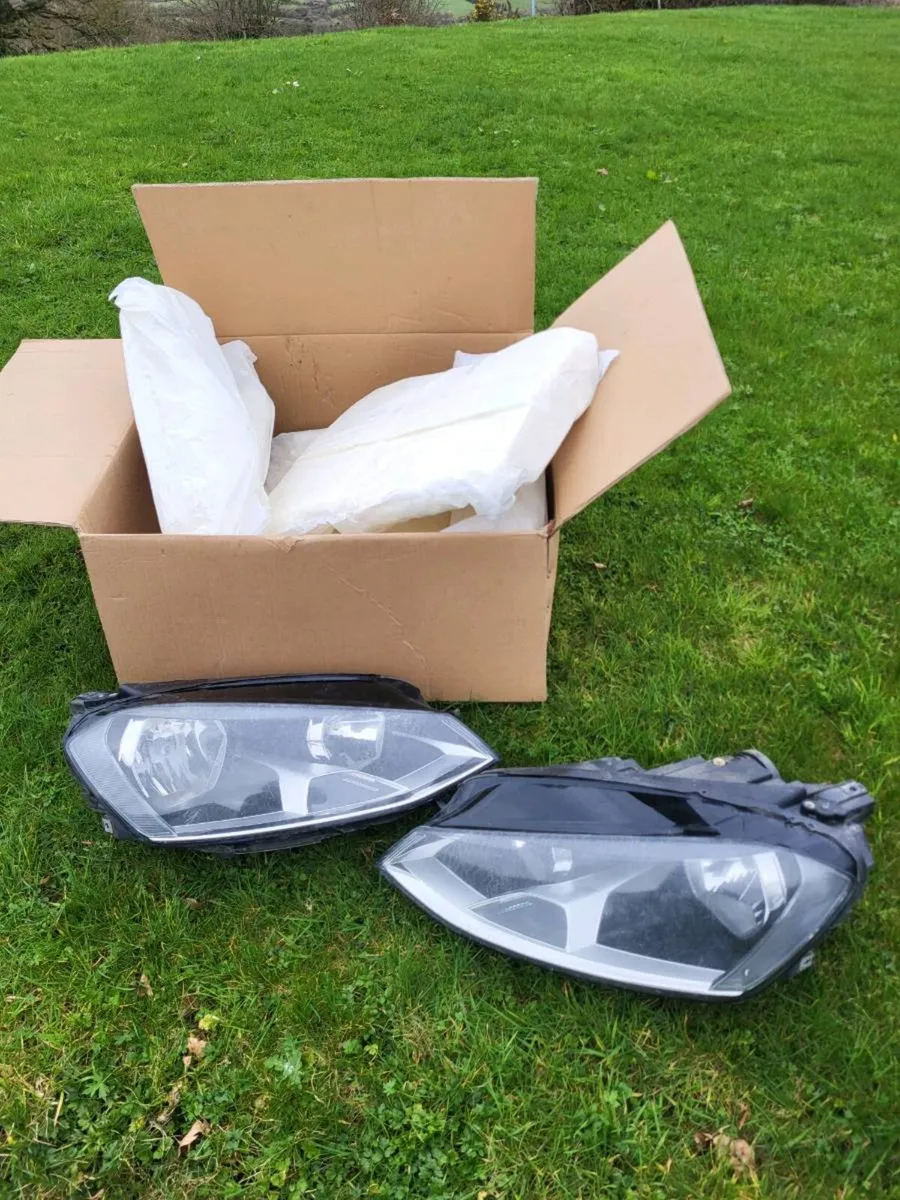 VW MK7 Headlights - Image 1