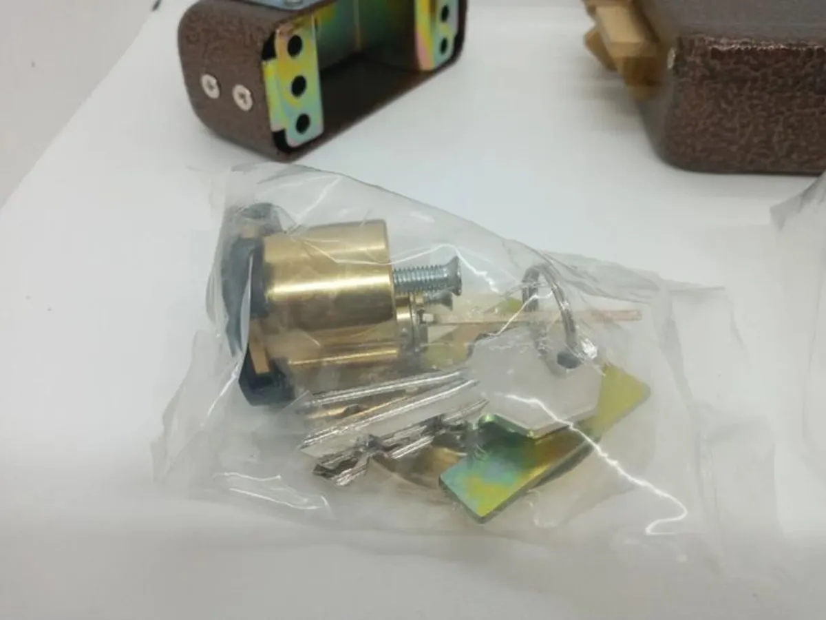 Postage - 6 X Electric Door Lock Kits 12v New - Image 3