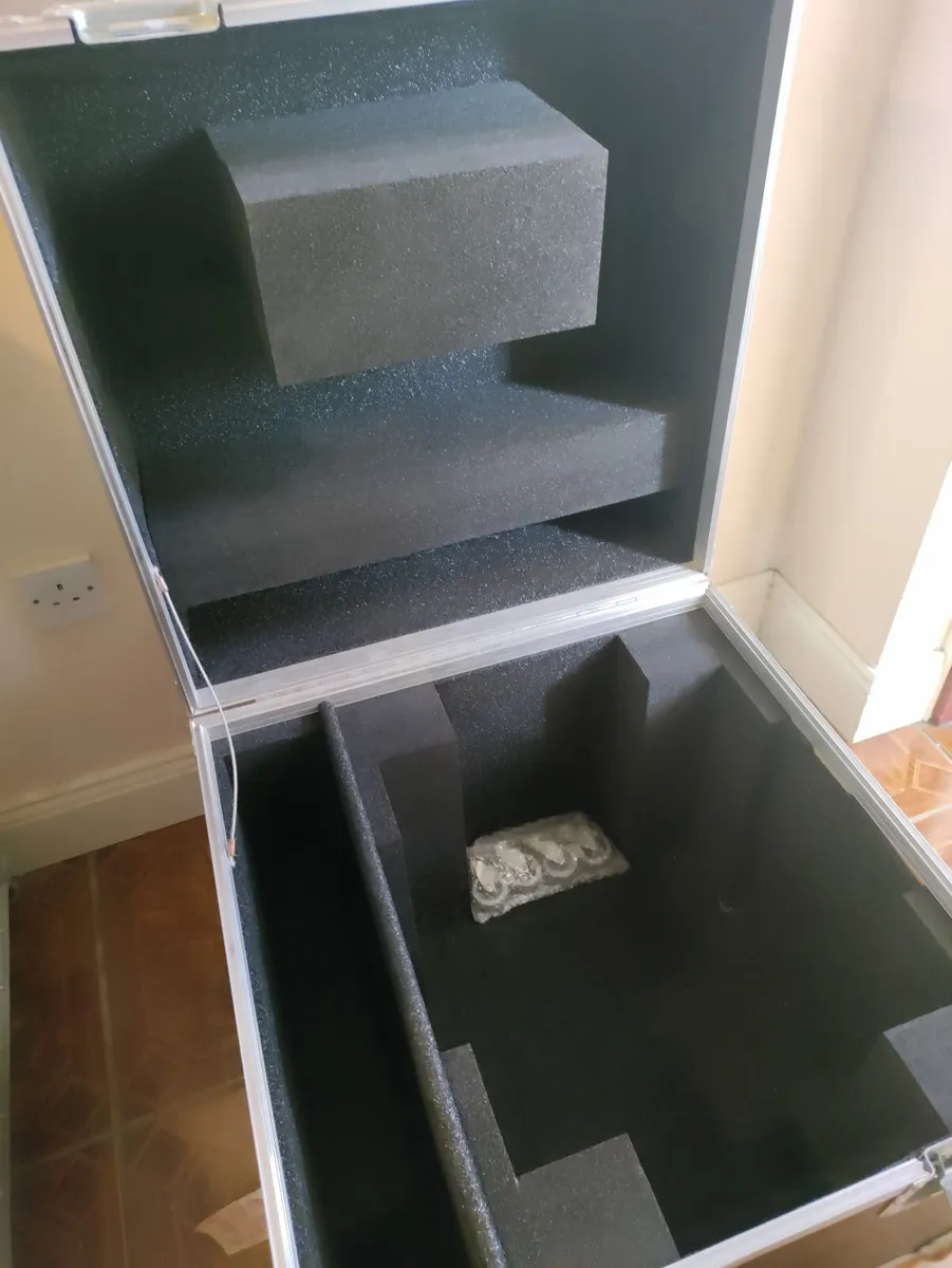 Music storage trunks - Image 2