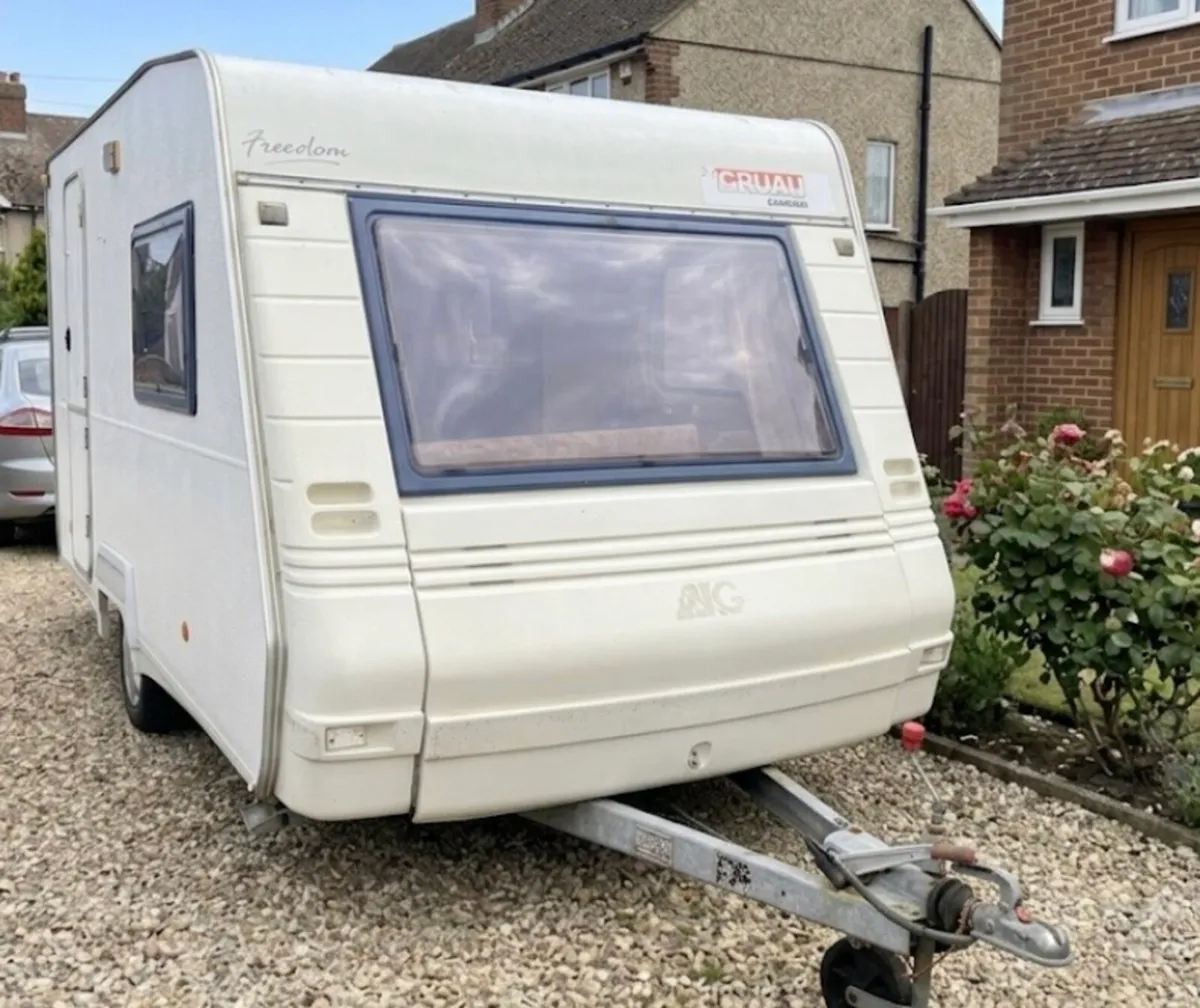 Freedom 2 berth lightweight caravan with awning - Image 2
