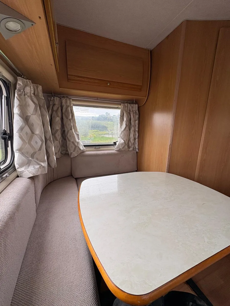 ELNAGH  6 BERTH RIGHT HAND DRI U-LOUNGE CVRT11/26 - Image 3