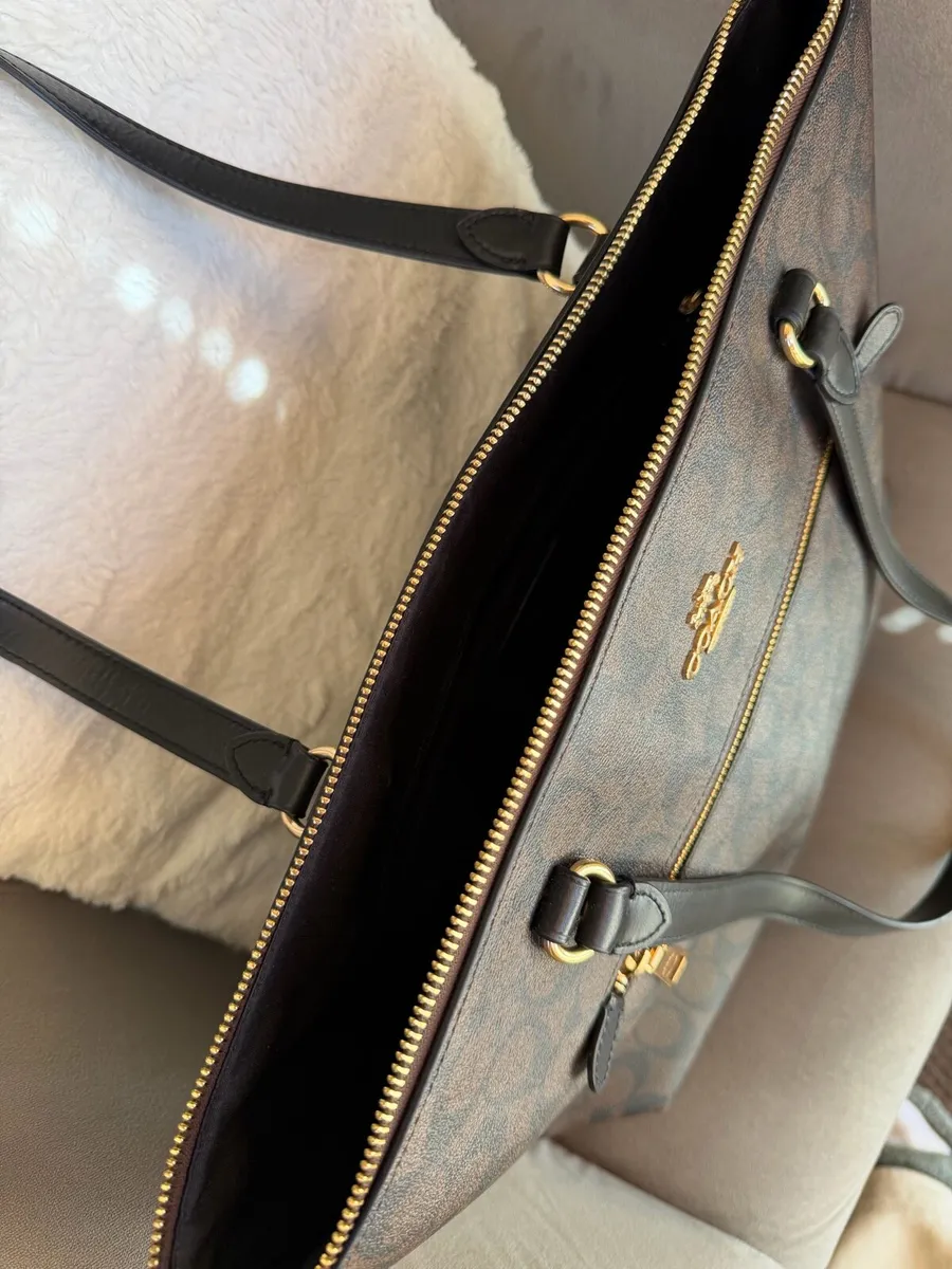 Coach Gallery Tote Bag - Image 2