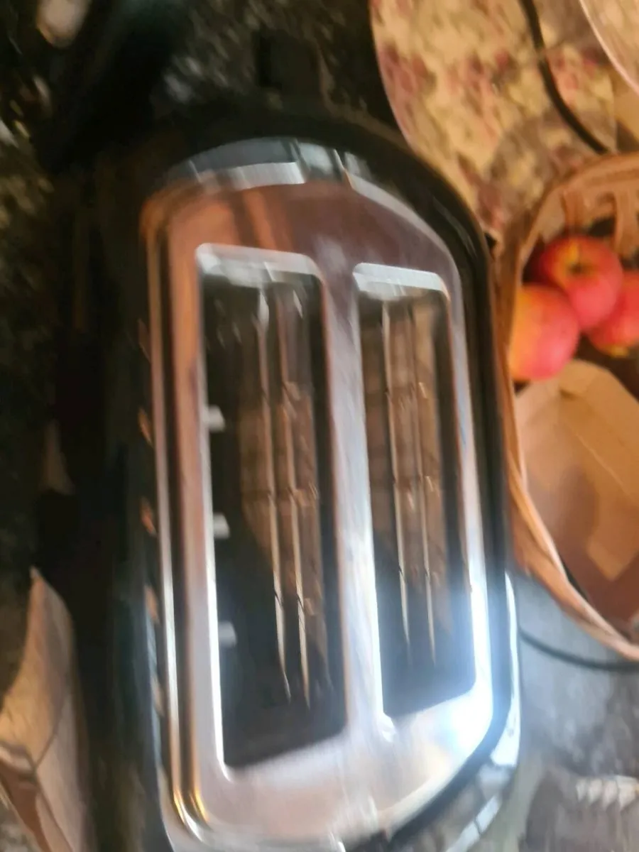 Kettle and Toaster - Image 4