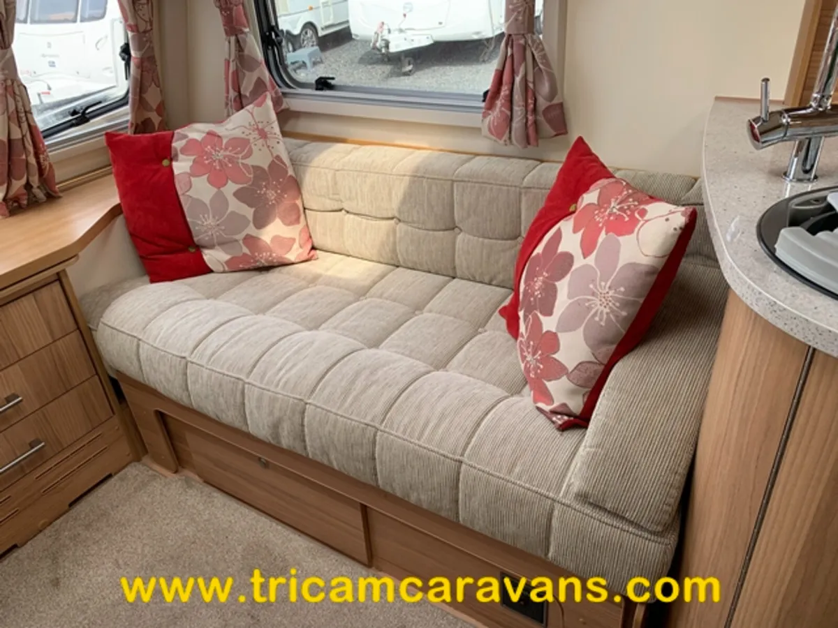 2014 Bailey Unicorn Cadiz Twin Fixed Beds - Image 3