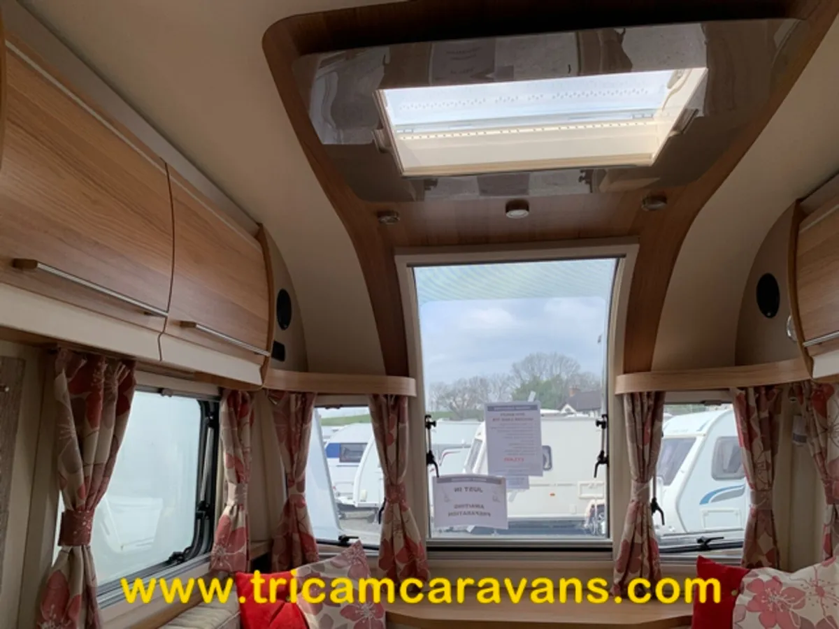 2014 Bailey Unicorn Cadiz Twin Fixed Beds - Image 2
