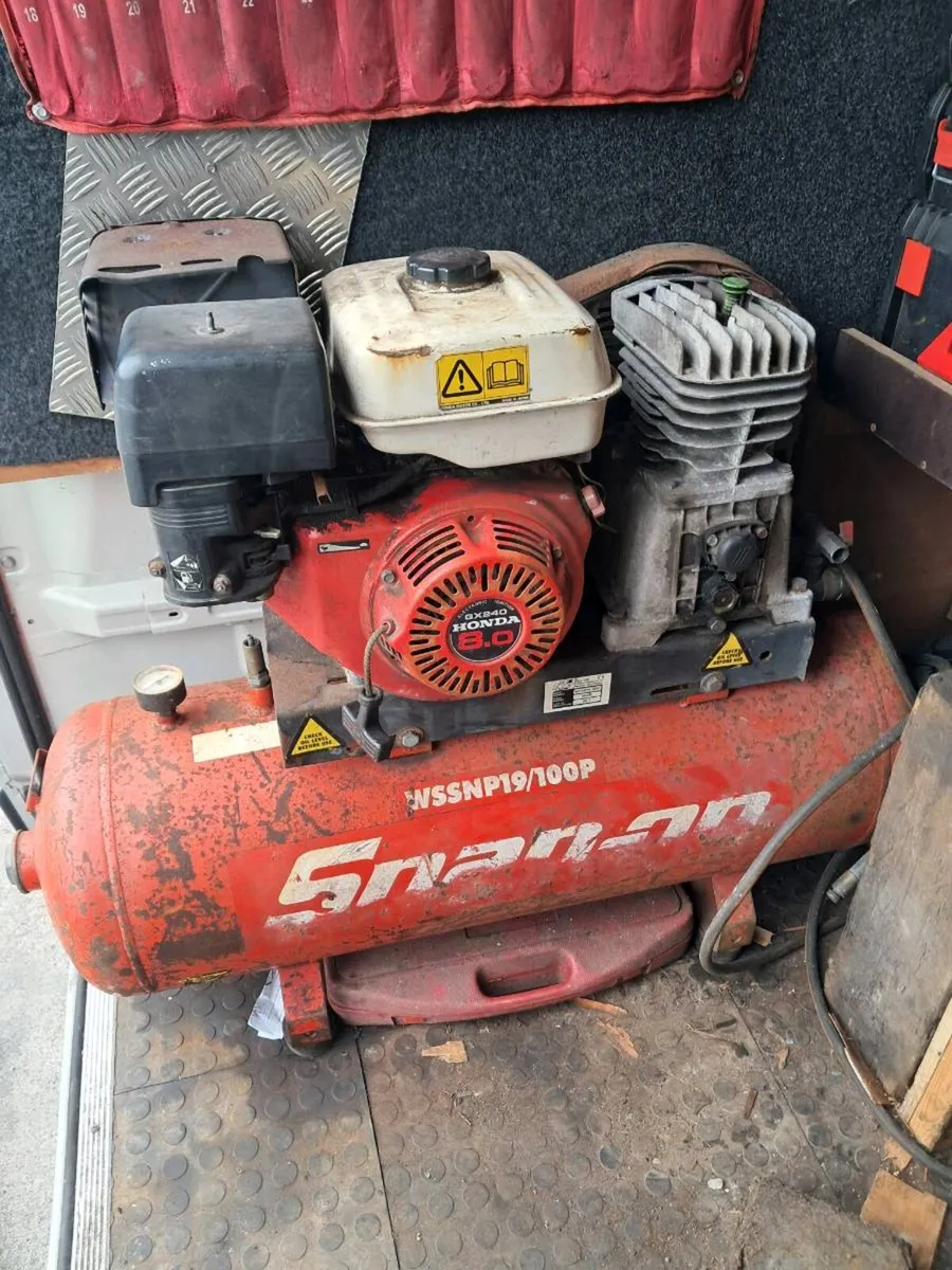 Engine compressor - Image 1
