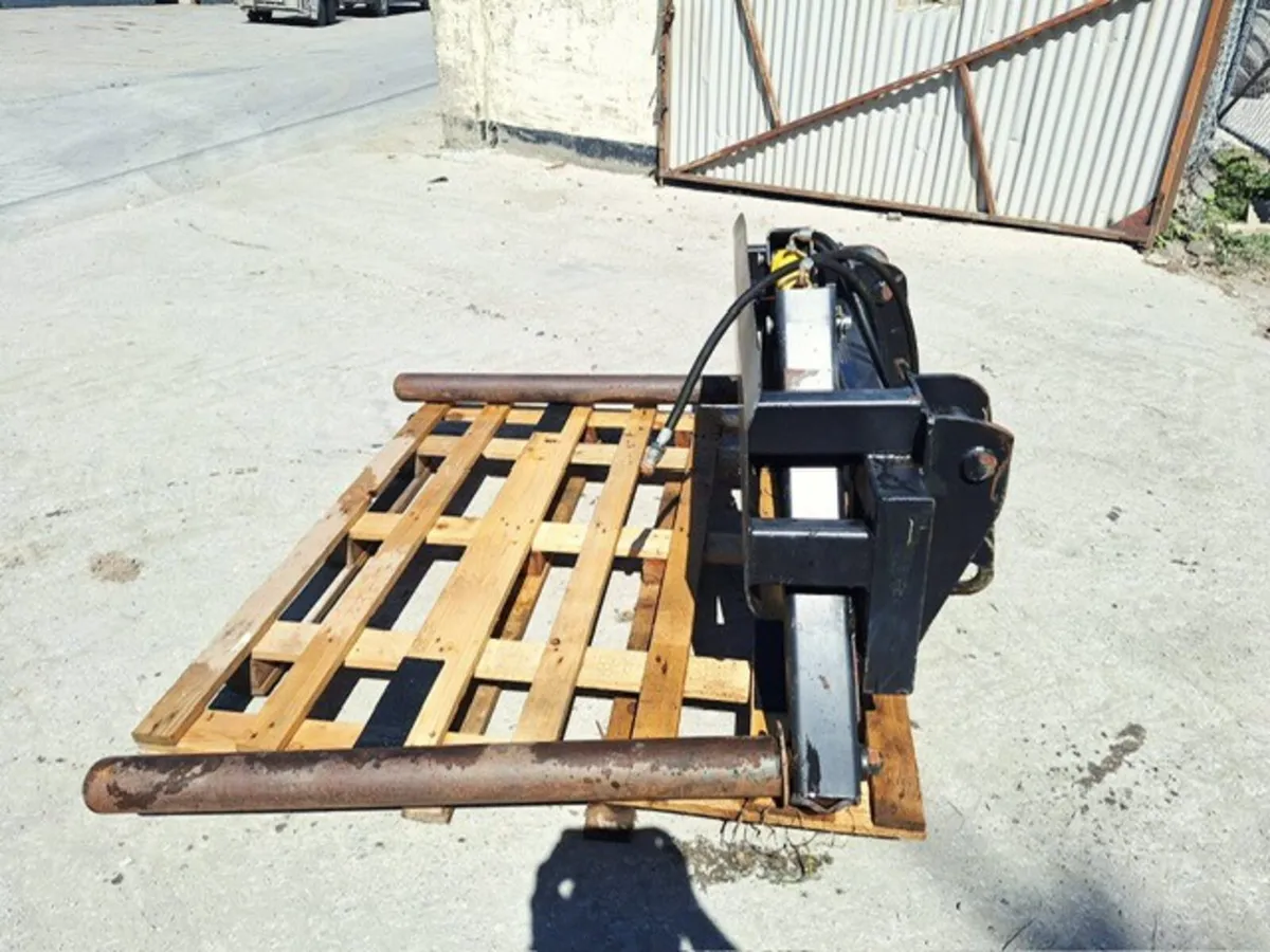 Rossmore Bale Handler (26214) - Image 4