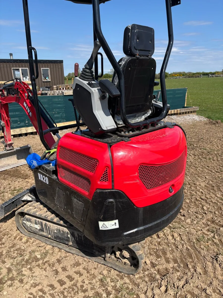 2025 MIVA VA20 mini digger - Image 3
