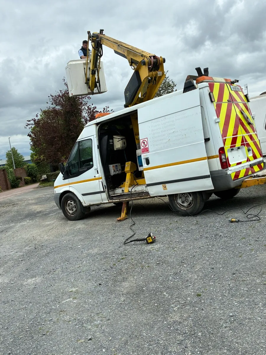2010 ford transit cherry picker - Image 3