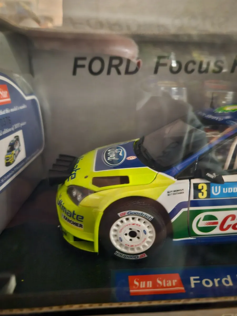 Corgi Sunstar Ford Focus Rally WRC 1.18 - Image 2